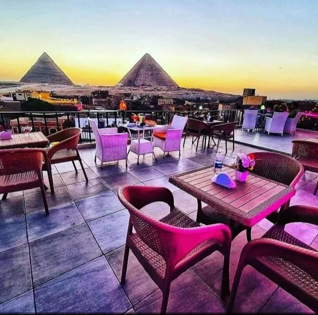 Golden Pyramids Inn Kafret el-Gabal Kültér fotó
